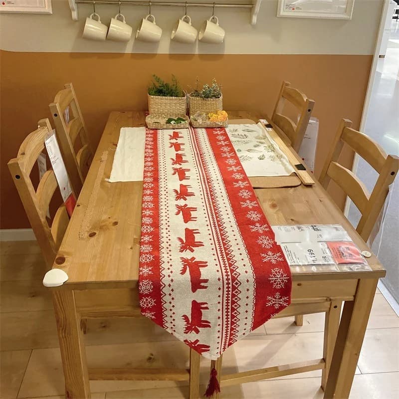 Božični tekač za mizo Poinsettija v slogu oljne slike